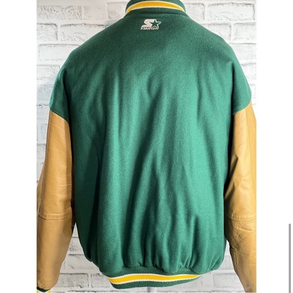 STARTER Jackets & Coats Vintage Green Bay Packer Starter Classic